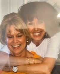 Shelby Waltrip's Instagram, Twitter & Facebook