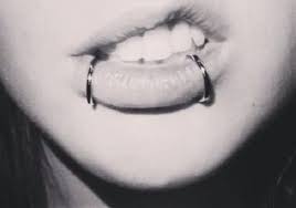 Snake Bites Lip Piercing Scene Fashion Lip Piercing Emo Piercings Piercing