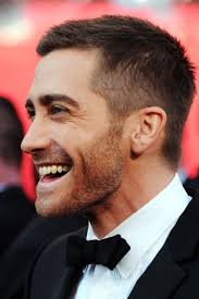 Let's see how you can recreate the ballsy grealish haircut and style for yourself after . Jake Gyllenhaal Haare Hairbond Hairbond United Kingdom