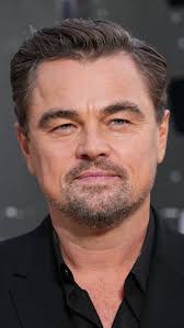 Leonardo DiCaprio is calling Robert Redford's death "a huge loss to our  community" and praising the Hollywood icon's political thrillers and  activism. #robertredford #leonardodicaprio