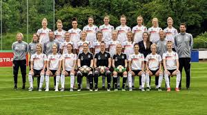 Der supercup wurde zwischen 1992 und 1997 ausgespielt und dann. Tour De France Fur Dfb Frauen Bodylife Medien Gmbh