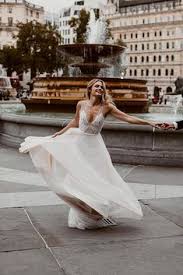 Check spelling or type a new query. Die 64 Besten Ideen Zu Romatische Brautkleider Braut Kleider Feminin