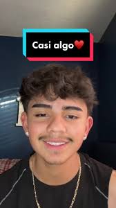 Casi Algo Song by Uriel Barrera