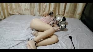BoundHub - Chinese girl in metal bondage 2