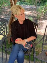 Erin gray was born on january 7, 1950 in honolulu, hawaii. Erin Brockovich Wikipedia