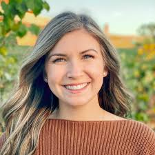 Lindsey Addison's Instagram, Twitter & Facebook