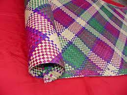 Even native speakers only use around 2.5% of the words in english. Textile By Ruzimah April 2018