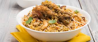 تاج المطبخ الأفغاني ، كابولي بولاو ، طبق نشأ من كابول ، أفغانستان. 3 Most Popular Omani Rice Dishes Tasteatlas