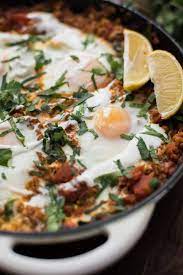 Farro Skillet With Ras El Hanout And Spinach Naturally Ella Farro Vegetarian Dishes Meal Time