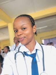 Is optometry a good course to study?