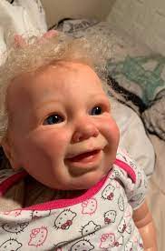 Meet 5 Month Old Edy She Is The Moritz Sculpt By Linde Scherer She Is A Hard To Find Sculpt She Wears 3 6 Month Reborn Dolls Baby Dolls Things To Sell
