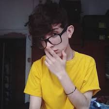 Long, thick hair takes forever to style and requires countless products just to make it brushable! 20 Best Short Emo Hairstyles For Boys Guys 2021 Trends