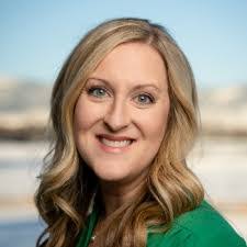 Rebecca Mies's Instagram, Twitter & Facebook