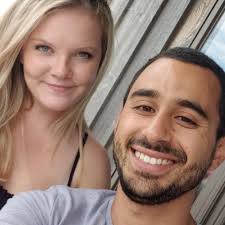 DIY garage bar finished for football season