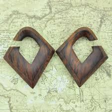 Narra Wood Hangers Material Narra Wood Scientific Name Pterocarpus Indicus Quantity 1 Pair 2 Pieces Length 39 5mm Diamond Shapes Wood Hangers Ear Hangers