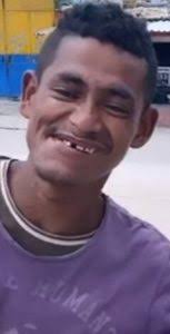 El miura recientemente comunicó que avanza en su proceso de rehabilitación y ya logró obtener su registro civil como stiven de jesús mercado mendoza. La Nueva Sonrisa De Un Exhabitante De Calle Al Hombre Lo Ha Ayudado Andrea Valdiri Tubarco Noticias