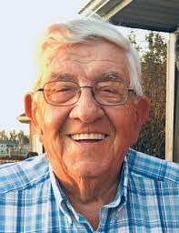 Clara Downs's Instagram, Twitter & Facebook