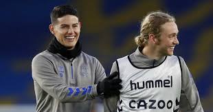 James out tomorrow, five everton players in isolation, dcl & richy available. Pzy60ycwxbjjam
