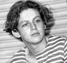 Cuando lo que debió haber hecho era disfrutar cada momento a su lado. El Angel De La Muerte Que Disparaba Por La Espalda