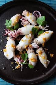 Stuffed Calamari With Crispy Garlic From Shesimmers Com Food Recipes Squid Recipes