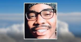 Shawn Wise's Instagram, Twitter & Facebook