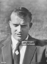 16 Adrian Hinson Photos & High Res Pictures