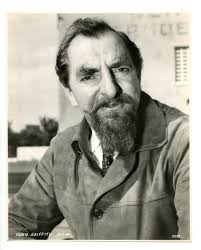 Hugh Griffith-8x10-B&W-Still