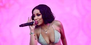 Born and raised in los angeles, she began making and releasing music on soundcloud as a teenager. Dojacatisoverparty Explained Doja Cat Accused Of Being Racist
