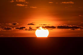 Check spelling or type a new query. Rahasia Alam Semesta Kenapa Langit Senja Dan Fajar Berwarna Orange Halaman All Kompas Com
