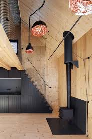 Ako Dnes Mozete Chaluparcit Rodinne Domy Stavby Architektura Www Asb Sk A Frame House House Design Prefab