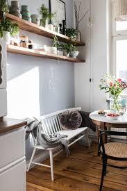 Bank Of Sprouts In Vintage Kitchen Planks Bank Of Sprouts In Vintage Kitchen Planks Bank Kitchen Planks Sprouts Vi Zuhause Vintage Wohnung Haus Deko