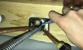 7 easy steps to tighten a kitchen faucet