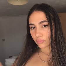 ella shepherd🦋 (@ellashe46007377)