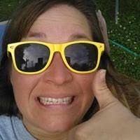 Claudia Helman's Instagram, Twitter & Facebook