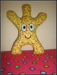 Pentland St 100 Projects 3 Haahoo Tutorial Upsy Daisy Doll Crafty Applique Stitches