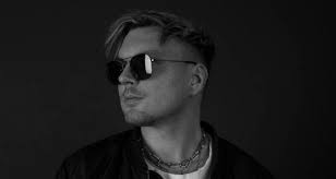 Mixing & Mastering Engineers, Producers & Songwriters who worked with Levi  Gray