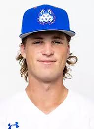 Dylan Larue's Instagram, Twitter & Facebook