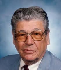 Catherine Breault's Instagram, Twitter & Facebook