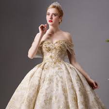 Maybe you would like to learn more about one of these? Sl1838 Weiss Und Gold Brautkleider Kurzarm Von Der Schulter Braut Ballkleid Spitze Applikation Hochzeits Feier Kleid Rucken Frei Sexy Buy Gold Dress Wedding Sexy Wedding Dress Bridal 2020 Luxury Wedding Dresses Product On