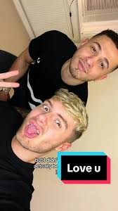 Memorable Couple Moments: A Beautiful Love Story