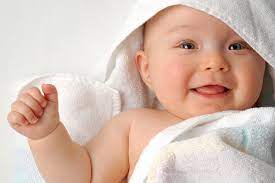 A bathroom or kitchen counter, changing table, or firm bed will work. Baby S First Bath A Guide For New Parents Baby Gooroo
