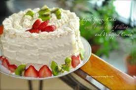 Sponge Cake With Fresh Fruit And Whipped Cream Fresh Fruit Cake Fruit Birthday Cake Cream Recipes
