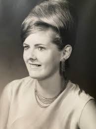 Joy Reardon's Instagram, Twitter & Facebook