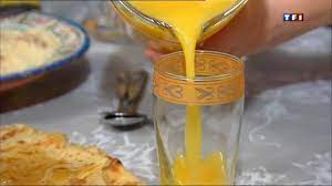 La période du ramadan est un mois sacré dans le calendrier musulman, puisqu'il s'agit du mois durant lequel le coran a été révélé au le jeûne est donc obligatoire durant cette période pour les hommes comme pour les femmes à partir de la puberté, exception faite. Ramadan Comment Jeuner Sans Danger Et Rester En Forme Nos 5 Conseils Lci