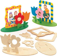 These quick diy projects use inexpensive supplies and items you may already have around the house. Baker Ross Flower Garden Wooden Picture Frame Craft Sets Pack Of 4 For Children For Crafting Designing And Decorating Amazon De Toys Games