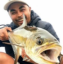 Why does 30lb braid snap off while fishing for bass?