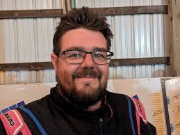 Matt Peck's Instagram, Twitter & Facebook