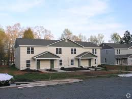 It sits on a large wooded lot within the gated woodrun community on lake tillery. 22926 Lake Tillery Rd Albemarle Nc 28001 Apartments Albemarle Nc Apartments Com