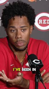 Thinking back to Monday night. Incredible evening recognizing the  Cincinnati Society of Professional Journalists inaugural Sports Hall of  Fame class. Including @wcpo9_news legends John Popovich and Dennis Janson.  Two men who paved