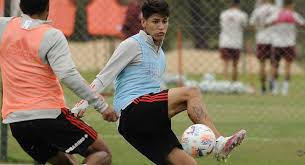De wikipedia, la enciclopedia libre. Jorge Carrascal Llevara La Camiseta 10 De River Plate Esta Temporada